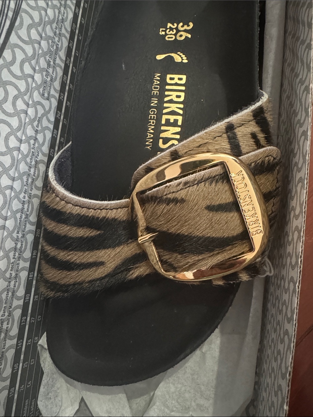 Birkenstock Rare NWT Madrid Big Buckle Rivet Logo Slide Zebra 🦓 Prinf 36